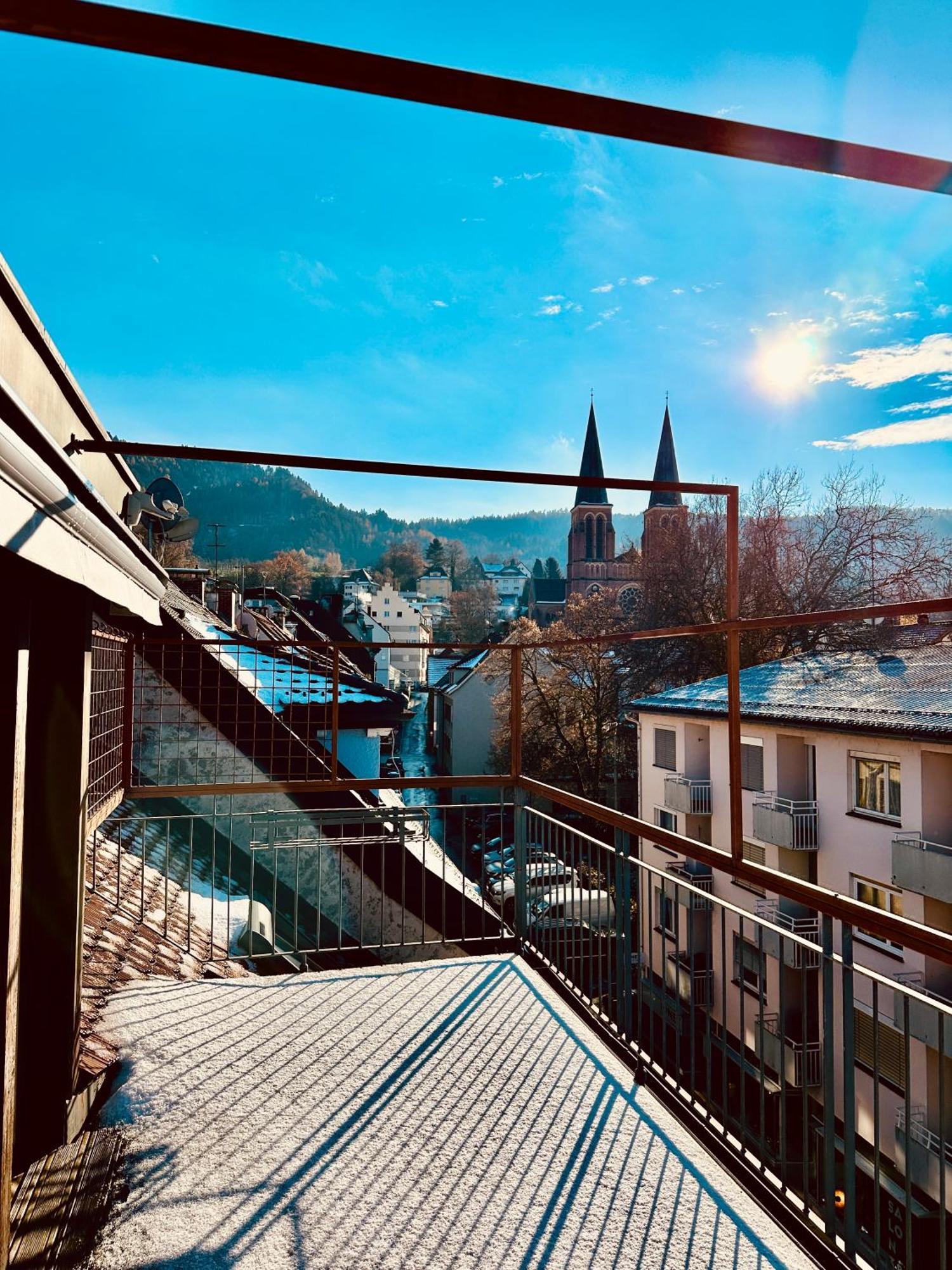 Zentrale Wohnung Mit Dachterasse Bregenz Exterior foto